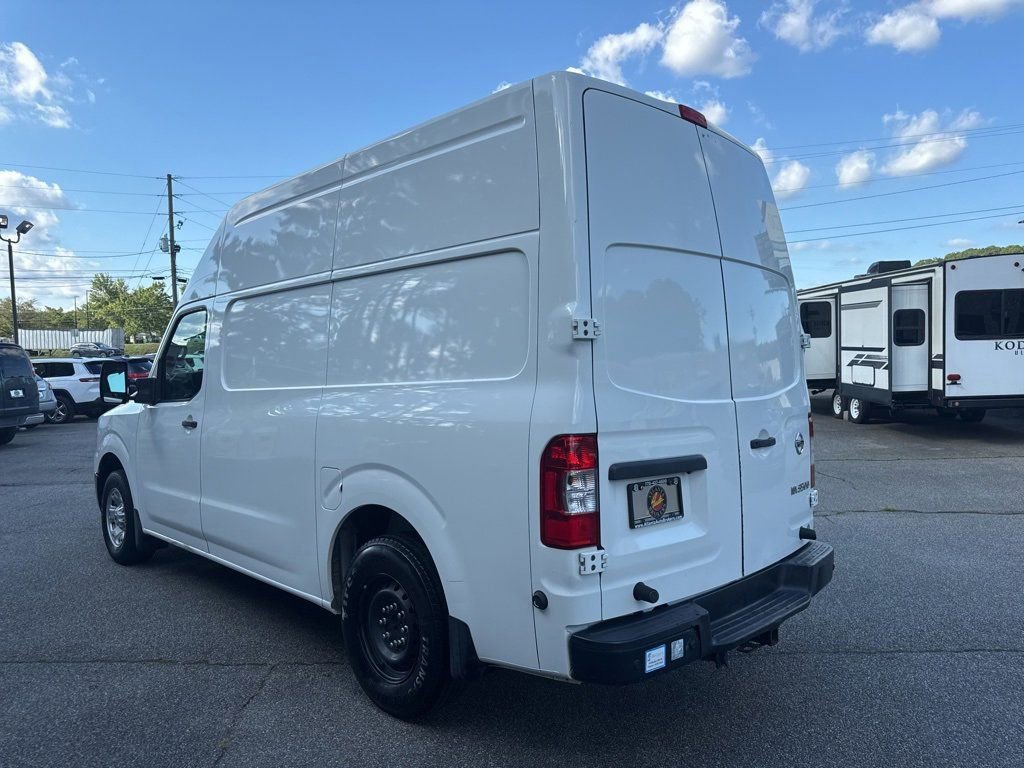 Used 2018 Nissan NV 3500 SV image 24