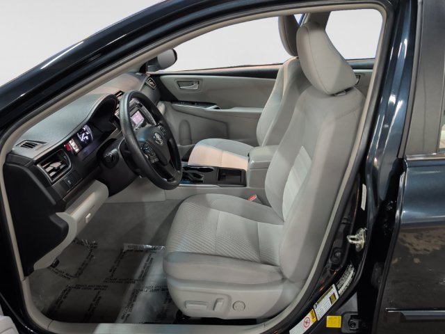 Used 2016 Toyota Camry LE w/ Protection Package (Q2) FWD image 11