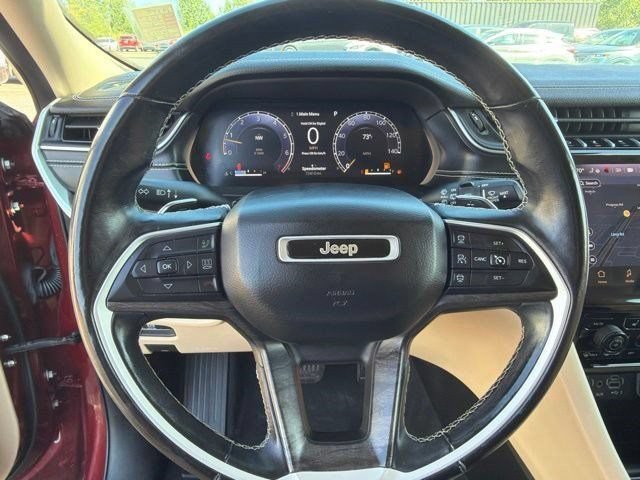 Used 2021 Jeep Grand Cherokee L Limited AWD/4WD image 17
