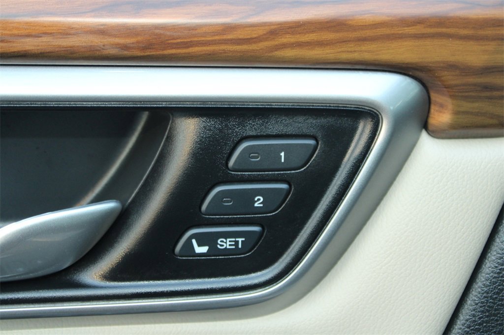 Used 2019 Honda CR-V Touring image 30