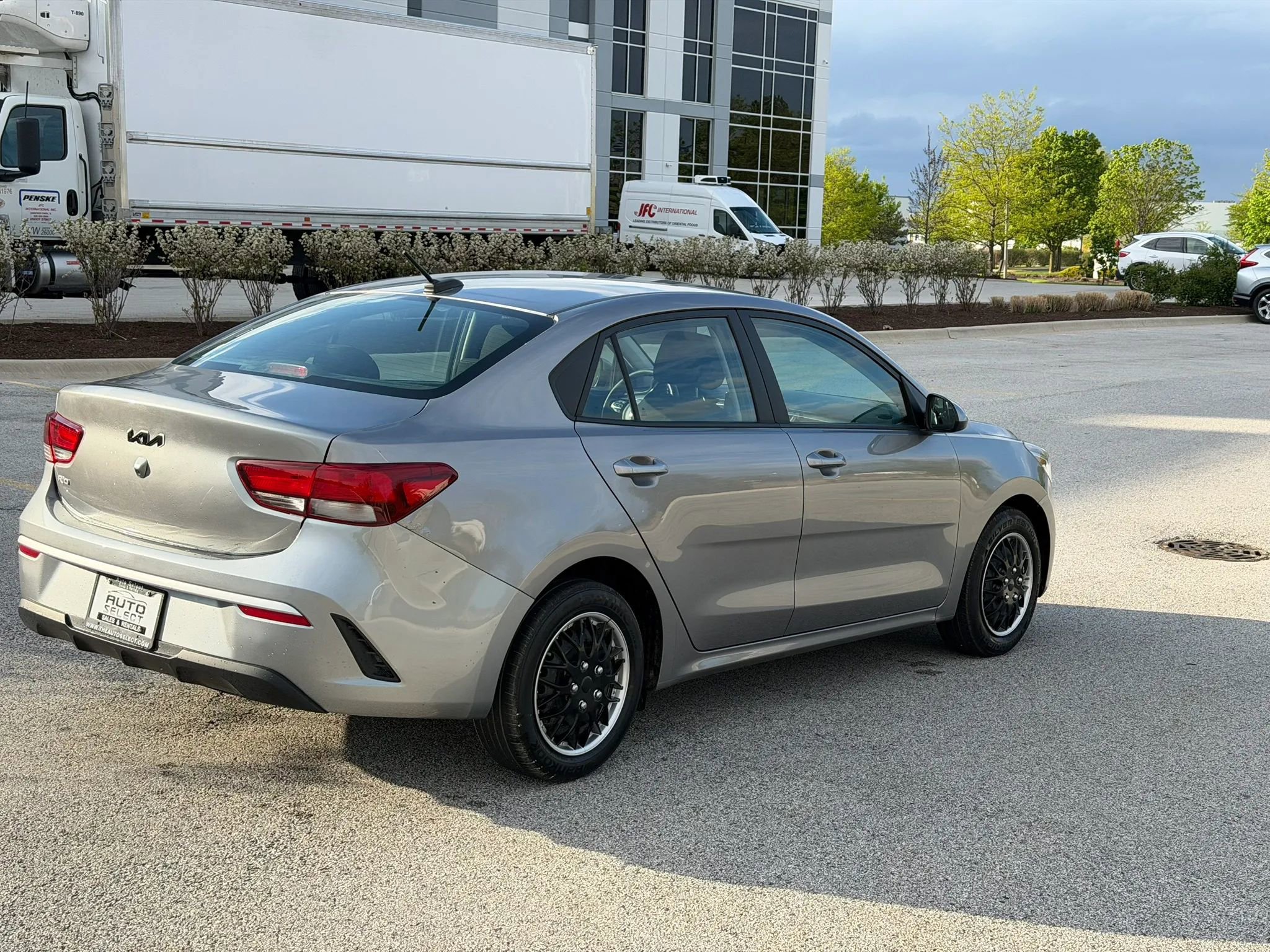 Used 2023 Kia Rio S FWD image 5