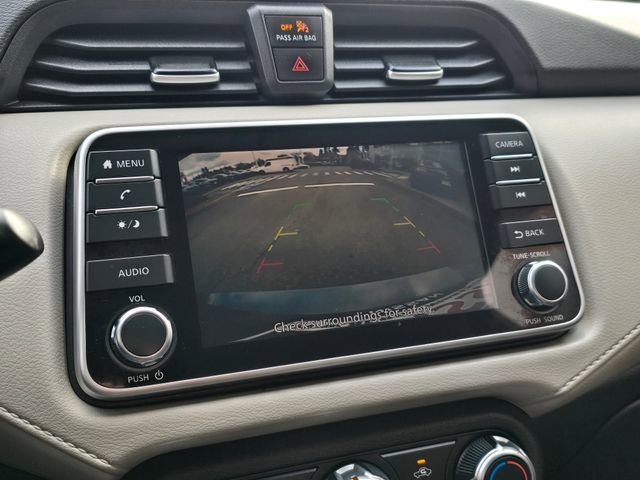 Used 2021 Nissan Versa SV image 27