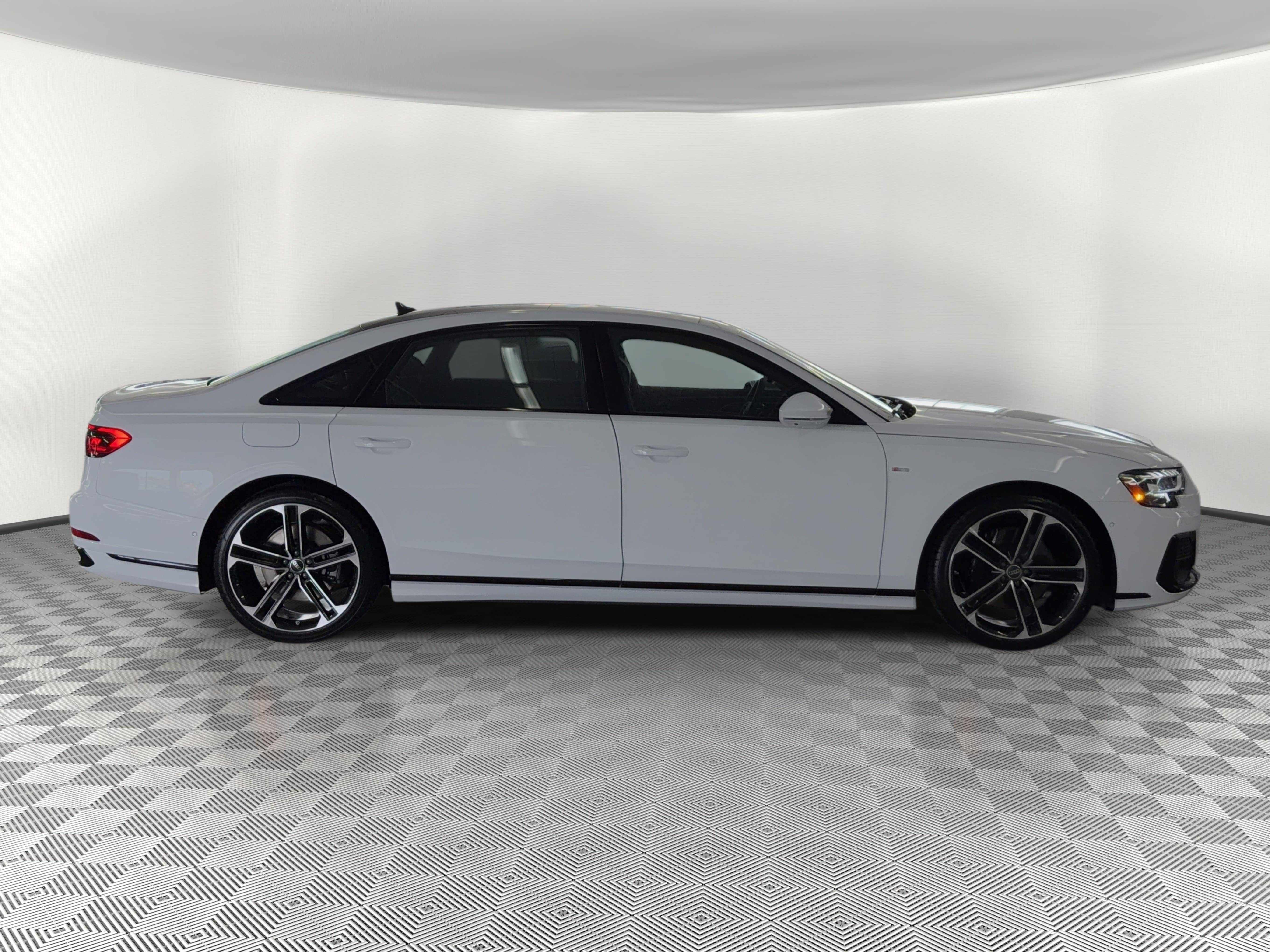 New 2026 Audi A8 L 3.0T image 8