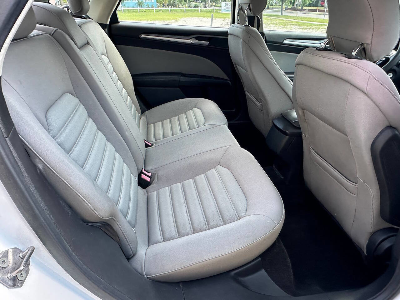 Used 2013 Ford Fusion S image 13