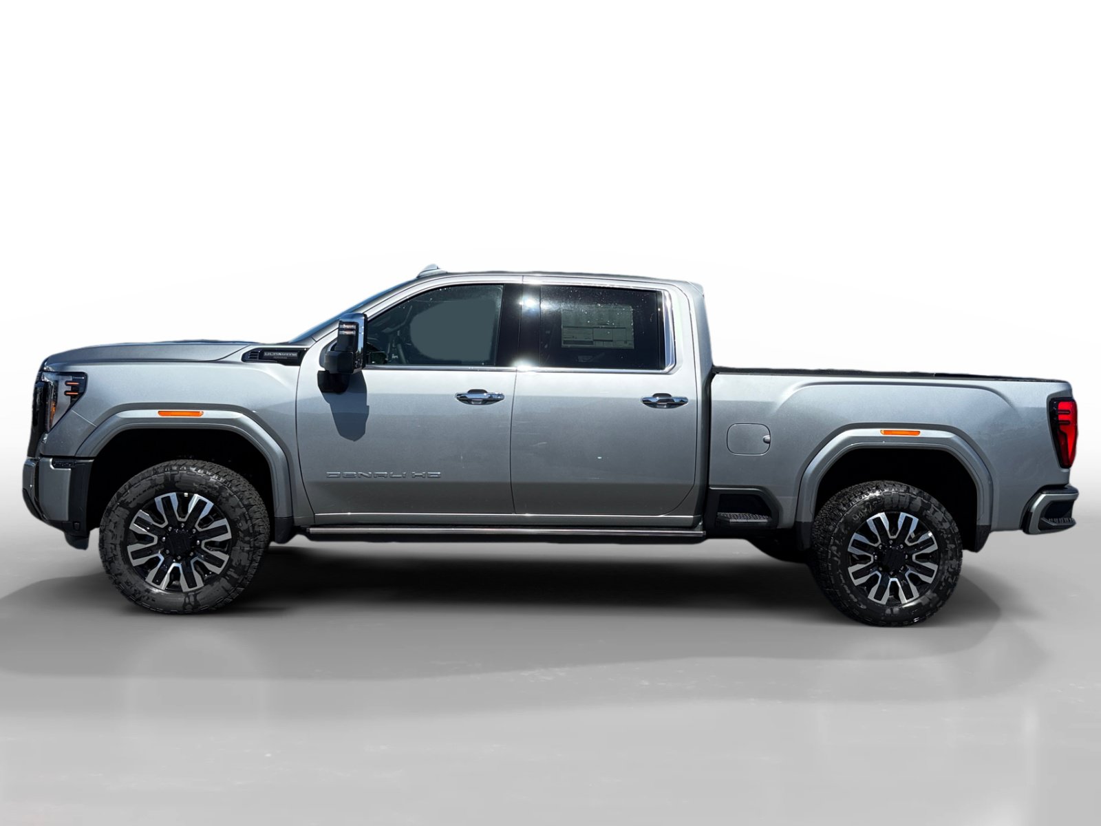 New 2026 GMC Sierra 2500 Denali Ultimate AWD/4WD image 2