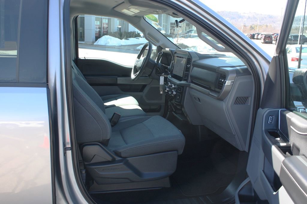 Used 2025 Ford F150 XLT w/ Equipment Group 301A Standard image 13