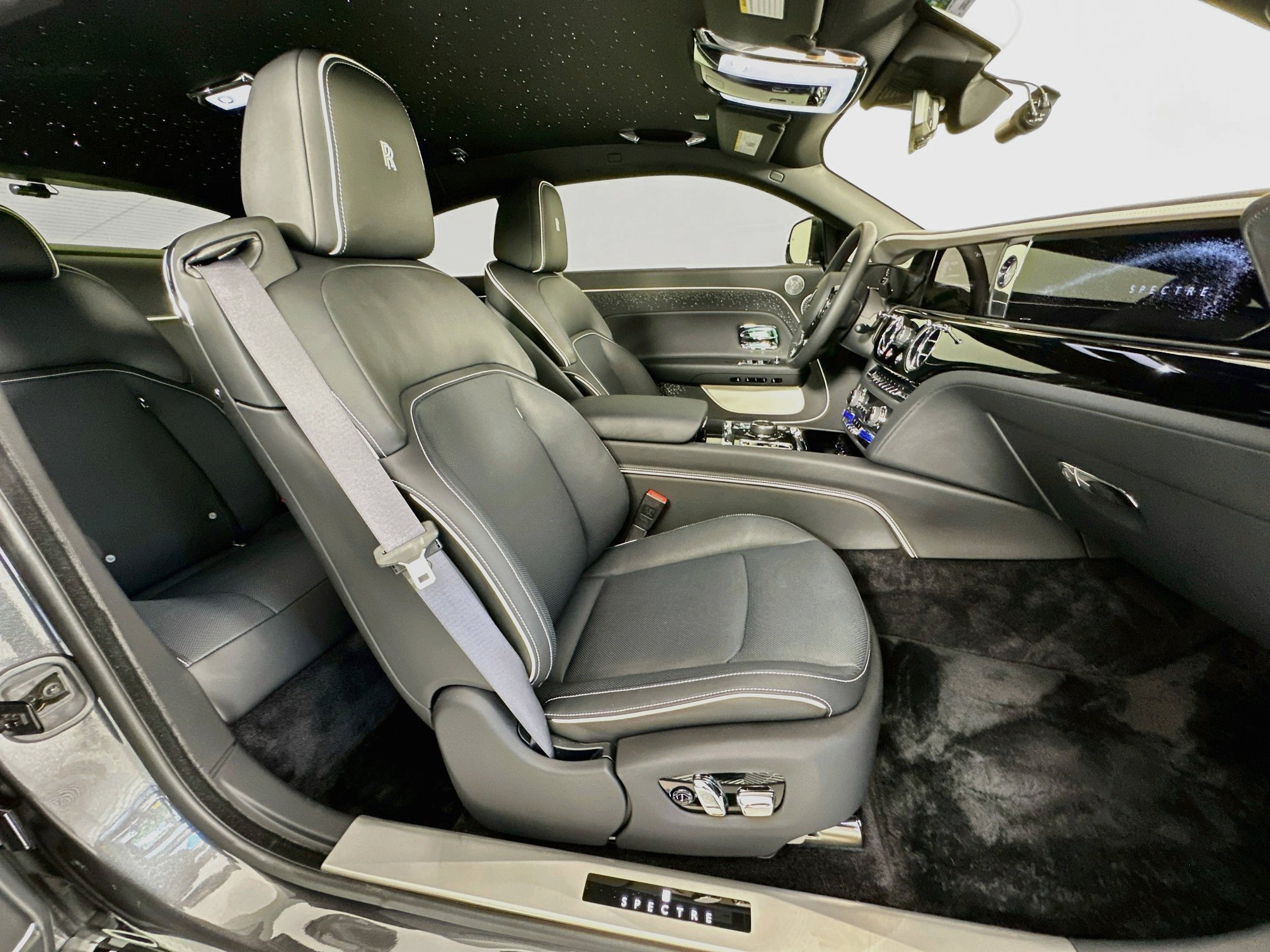 Used 2024 Rolls-Royce Spectre w/ Spectre Launch Package AWD/4WD image 27