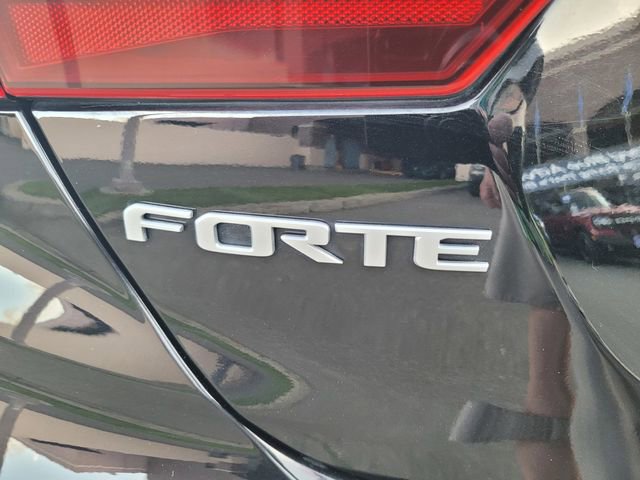 Used 2024 Kia Forte LXS image 7