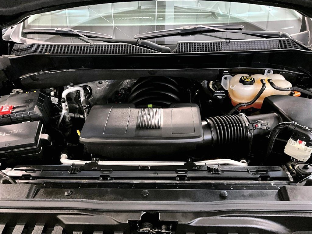 Used 2022 Chevrolet Silverado 1500 LT AWD/4WD image 30