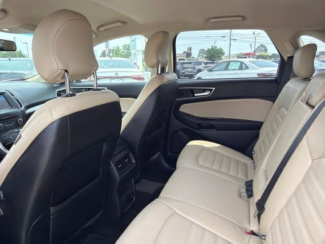 Used 2018 Ford Edge SEL w/ Equipment Group 201A FWD image 20