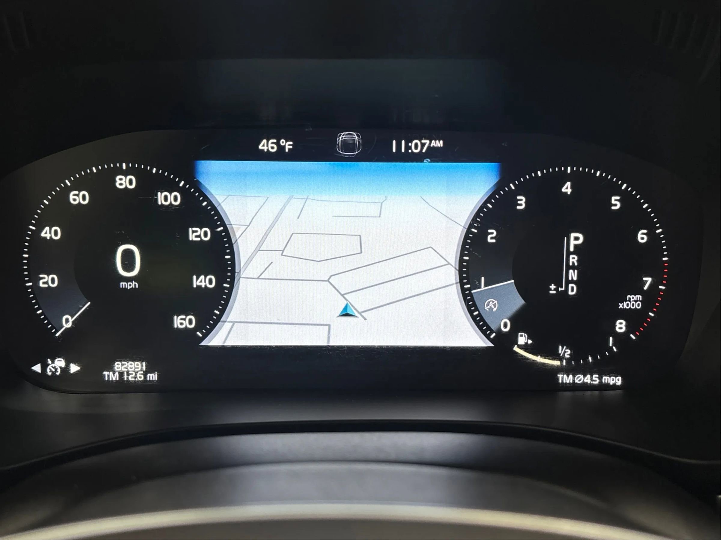 Used 2019 Volvo XC60 T5 Momentum w/ Multimedia Package image 23