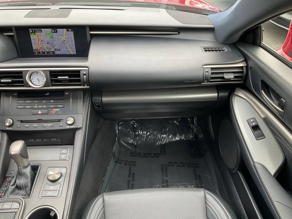 Used 2016 Lexus RC 200t RWD image 39