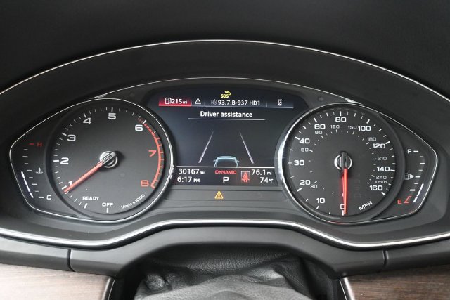 Used 2024 Audi Q5 2.0T Premium w/ Convenience Package AWD/4WD image 27