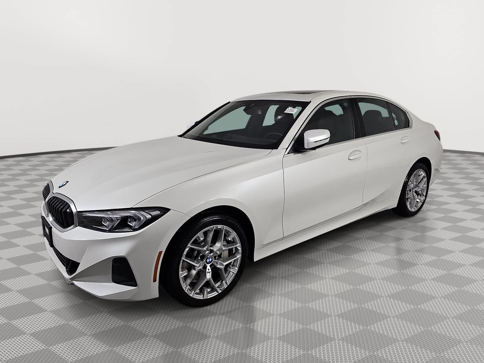 Used 2026 BMW 330i xDrive Sedan AWD/4WD image 4