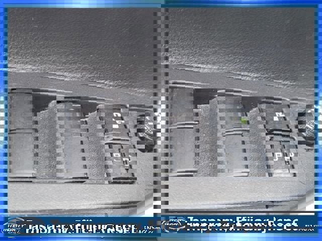 Used 2024 Toyota Corolla Cross L AWD/4WD image 29