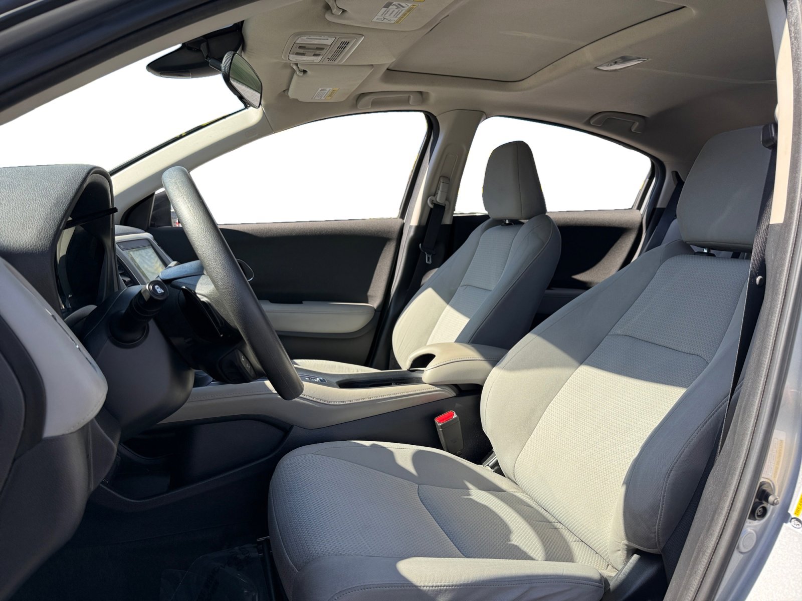 Used 2021 Honda HR-V EX image 9