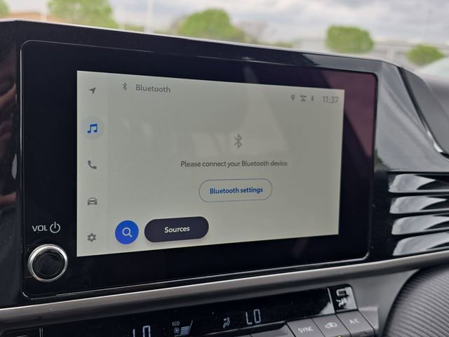 Used 2026 Toyota Camry SE w/ Convenience Package image 19