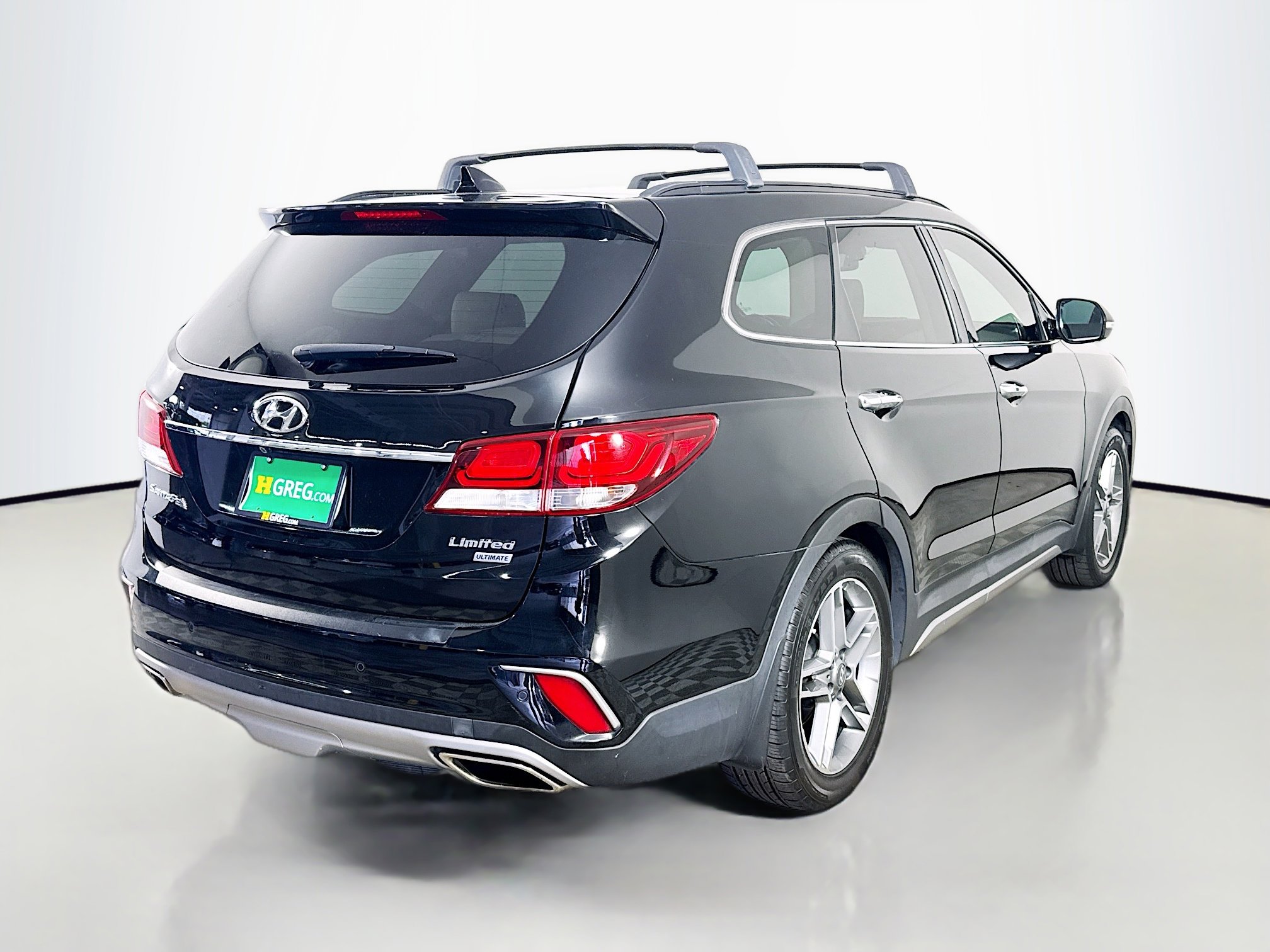 Used 2018 Hyundai Santa Fe Limited w/ Cargo Package FWD image 10