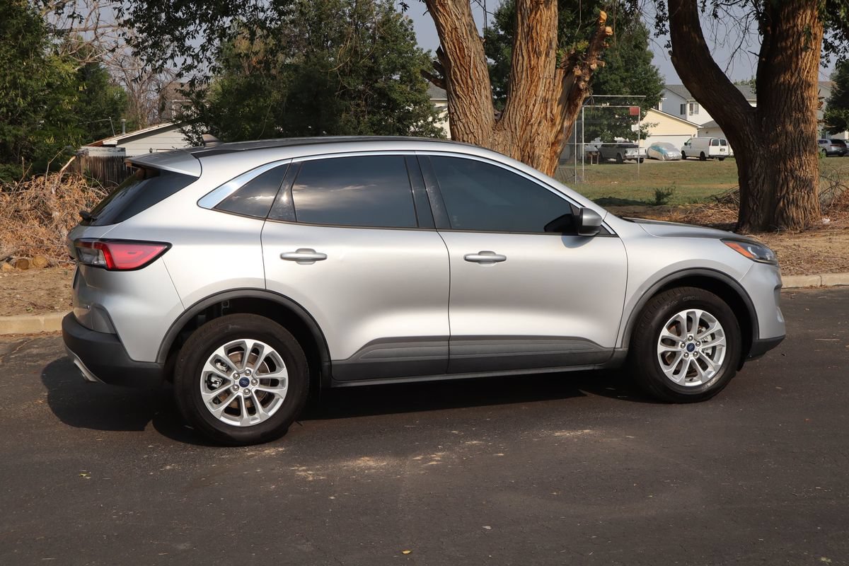 Used 2020 Ford Escape SE AWD/4WD image 4