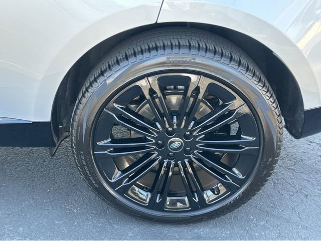 Used 2024 Land Rover Range Rover SE image 41