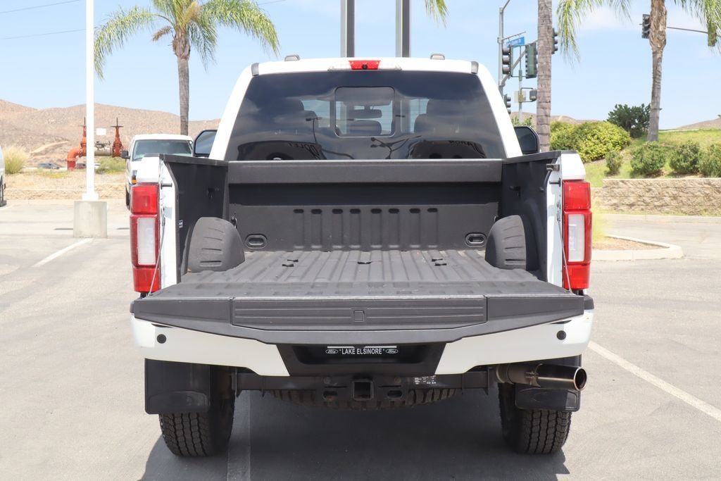 Used 2022 Ford F350 Platinum w/ Tremor Off-Road Package AWD/4WD image 34