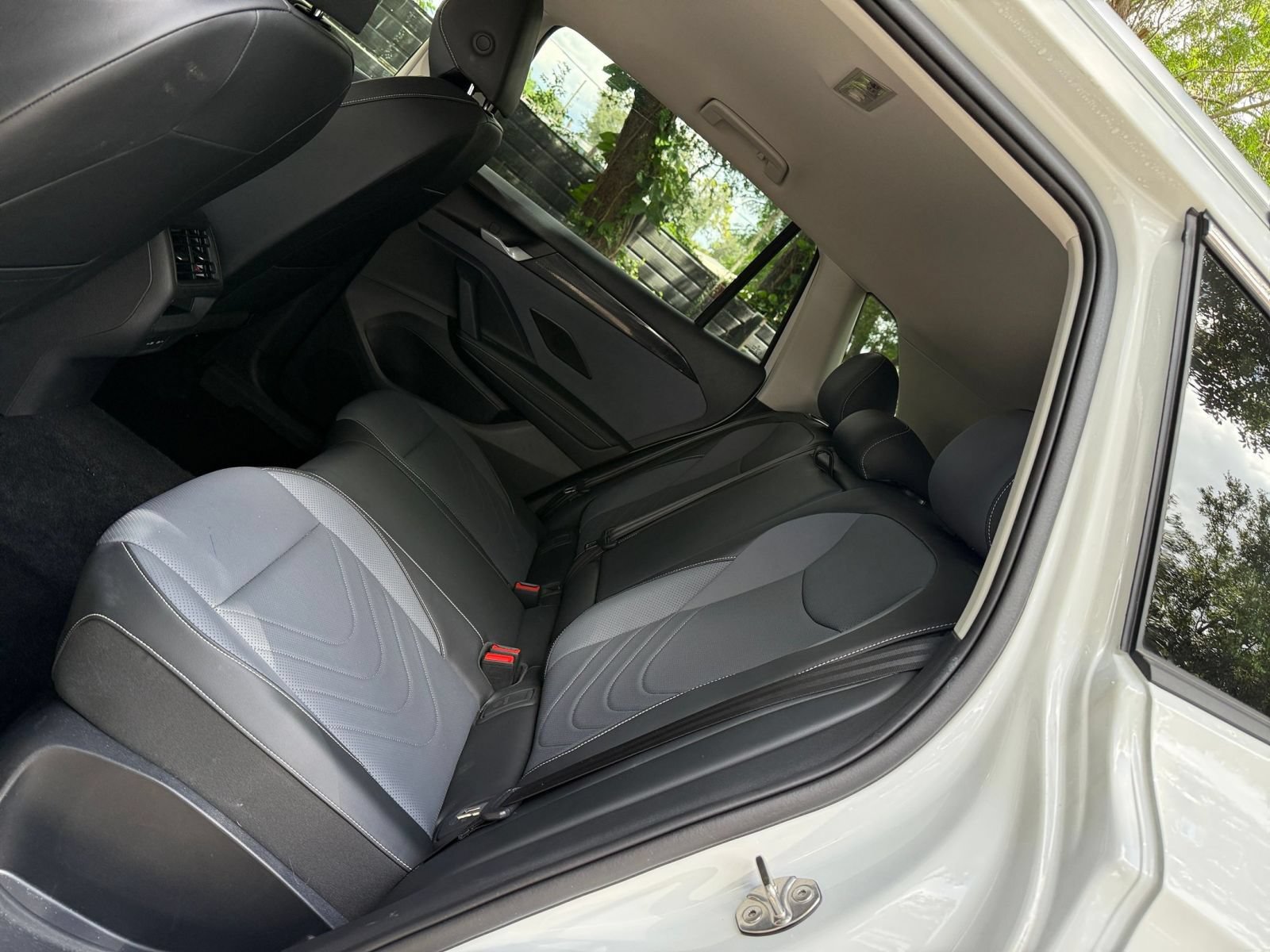 Used 2026 Volkswagen Tiguan SE FWD image 21