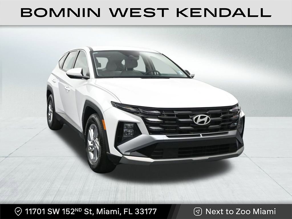 Used 2025 Hyundai Tucson SE image 7