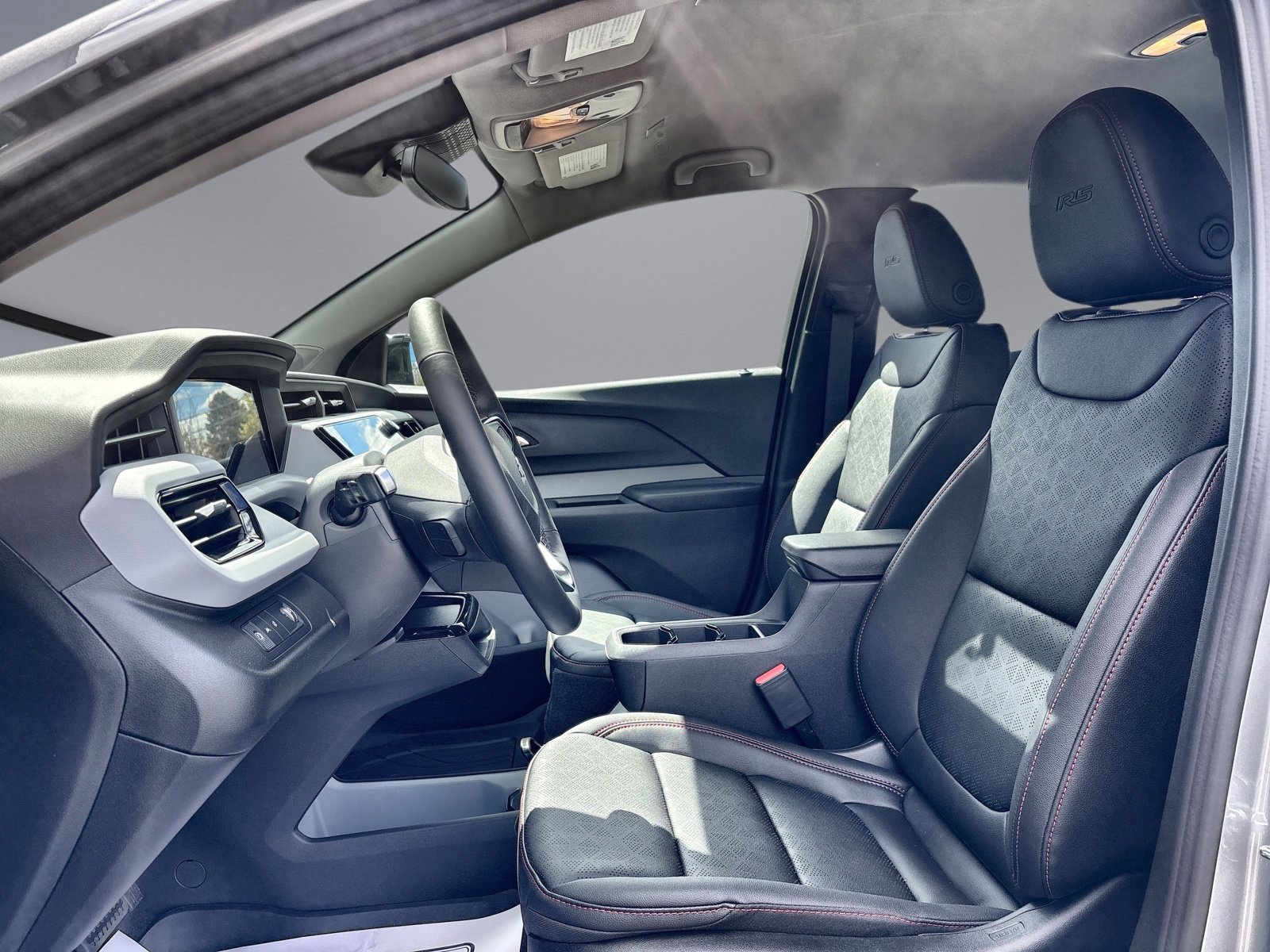 New 2027 Chevrolet Bolt RS FWD image 19
