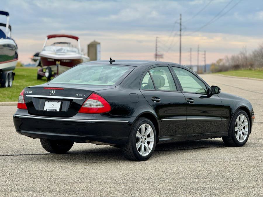 Used 2009 Mercedes-Benz E 350 4MATIC Sedan image 7