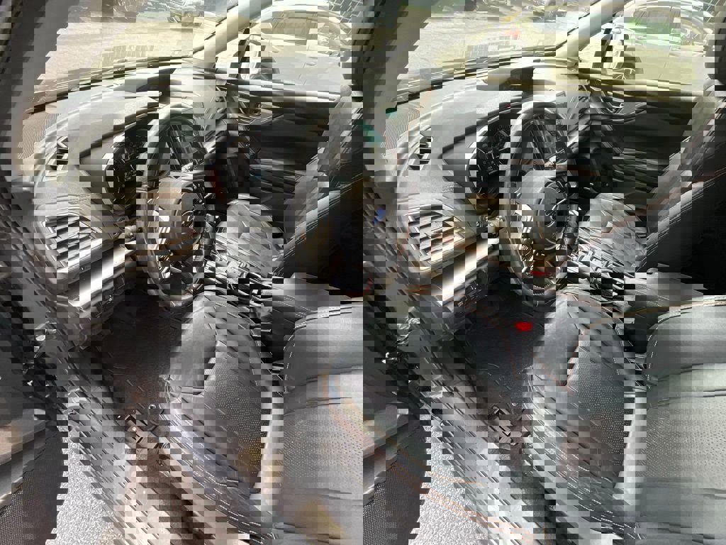 Used 2023 Subaru Crosstrek 2.5i Limited AWD/4WD image 11