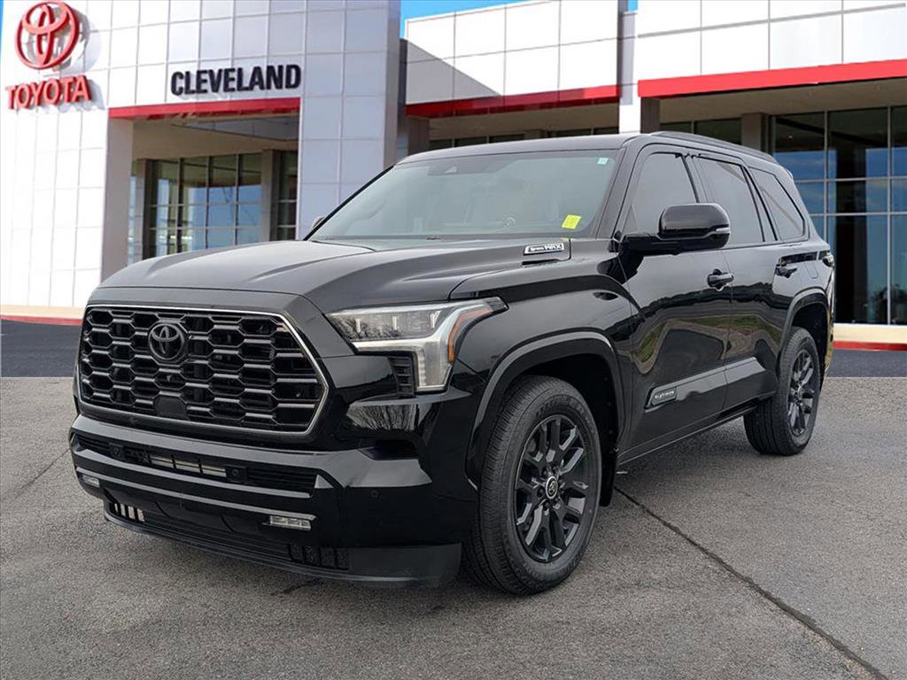 Used 2024 Toyota Sequoia Platinum image 5