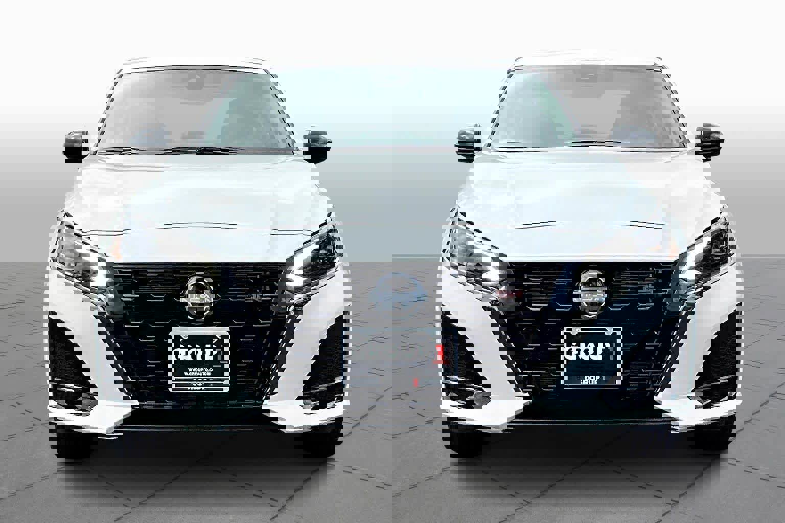 New 2025 Nissan Altima 2.5 SR image 3