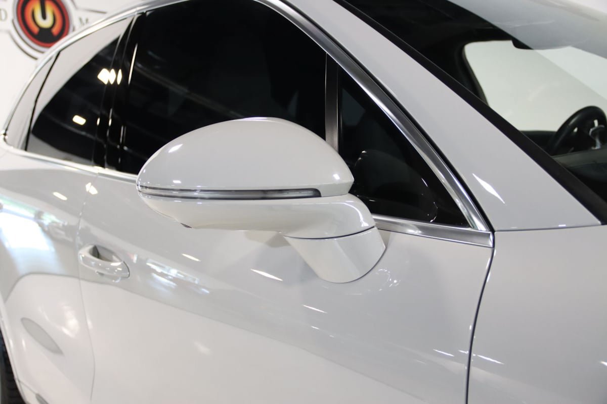 Used 2020 Porsche Cayenne Turbo AWD/4WD image 86