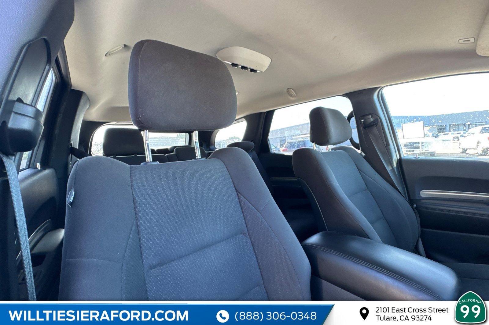 Used 2017 Dodge Durango SXT w/ 3rd Row Seating Group RWD image 23