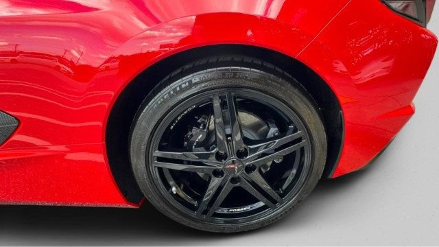 Used 2026 Chevrolet Corvette Stingray Preferred Conv w/ 2LT RWD image 18