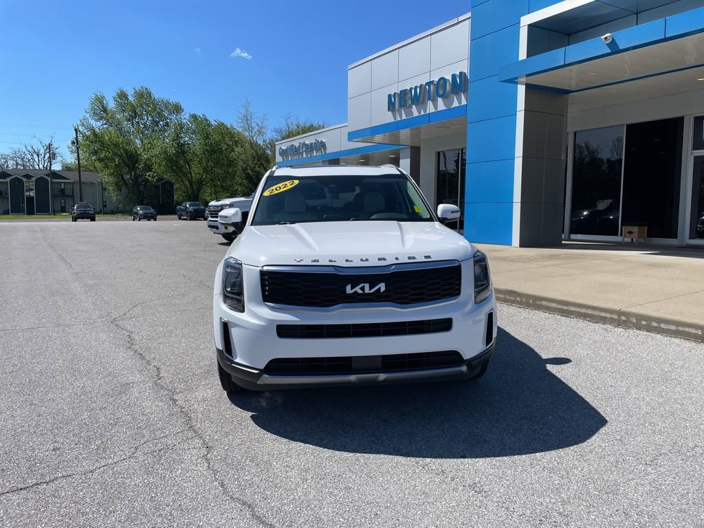 Used 2022 Kia Telluride S AWD/4WD image 2