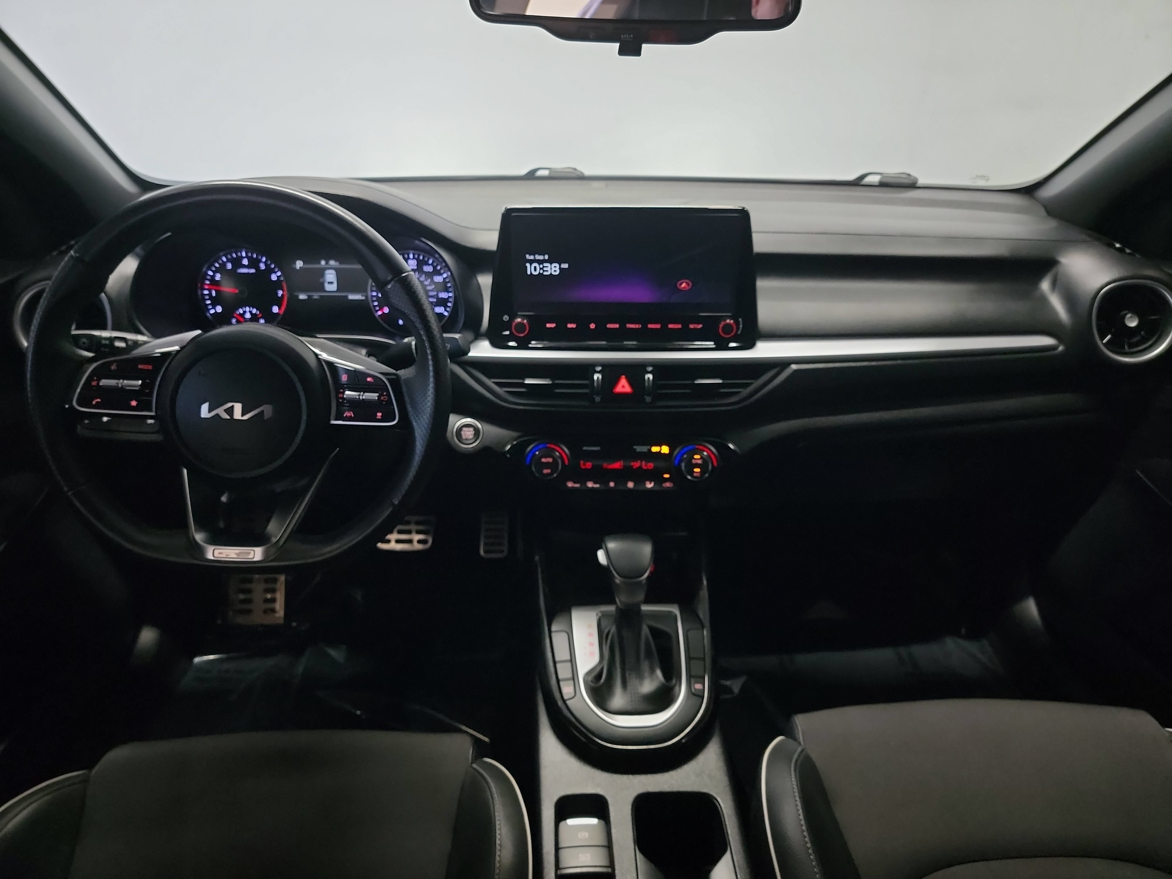 Used 2023 Kia Forte GT-Line w/ GT-Line Technology Package FWD image 15