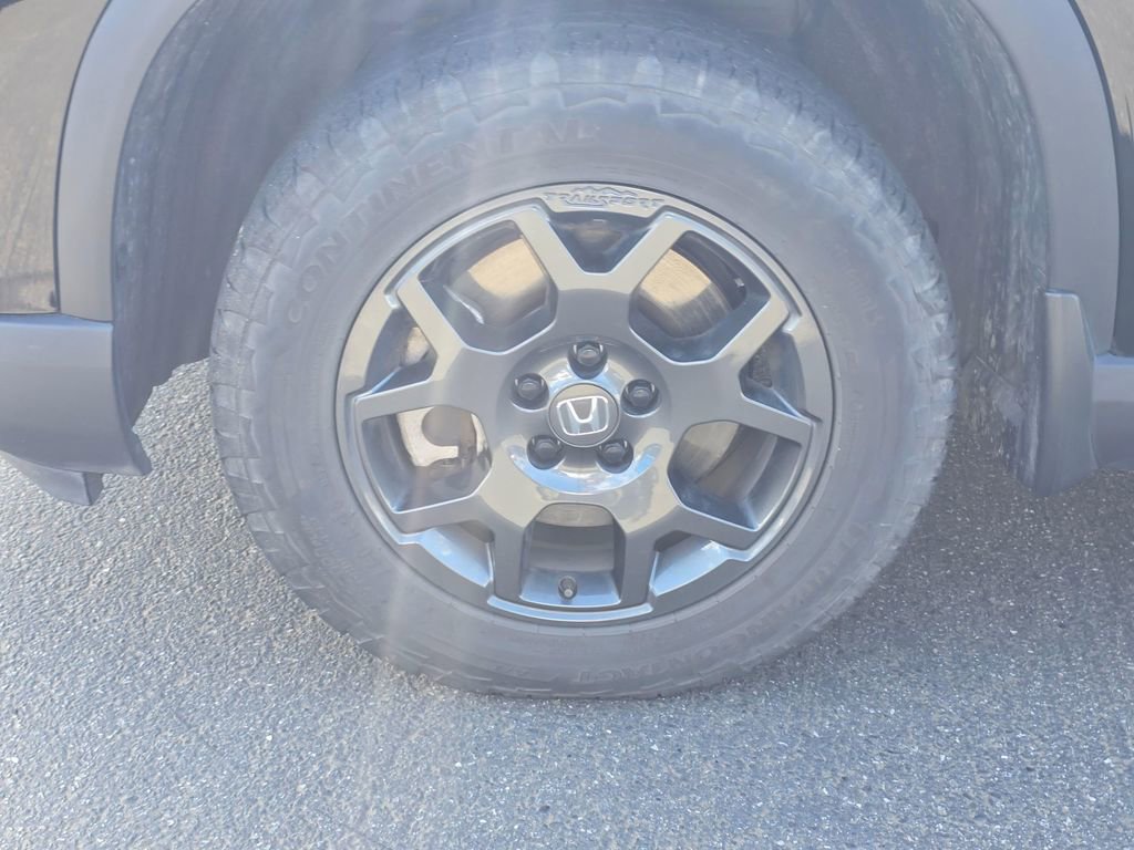 Used 2023 Honda Pilot TrailSport image 10