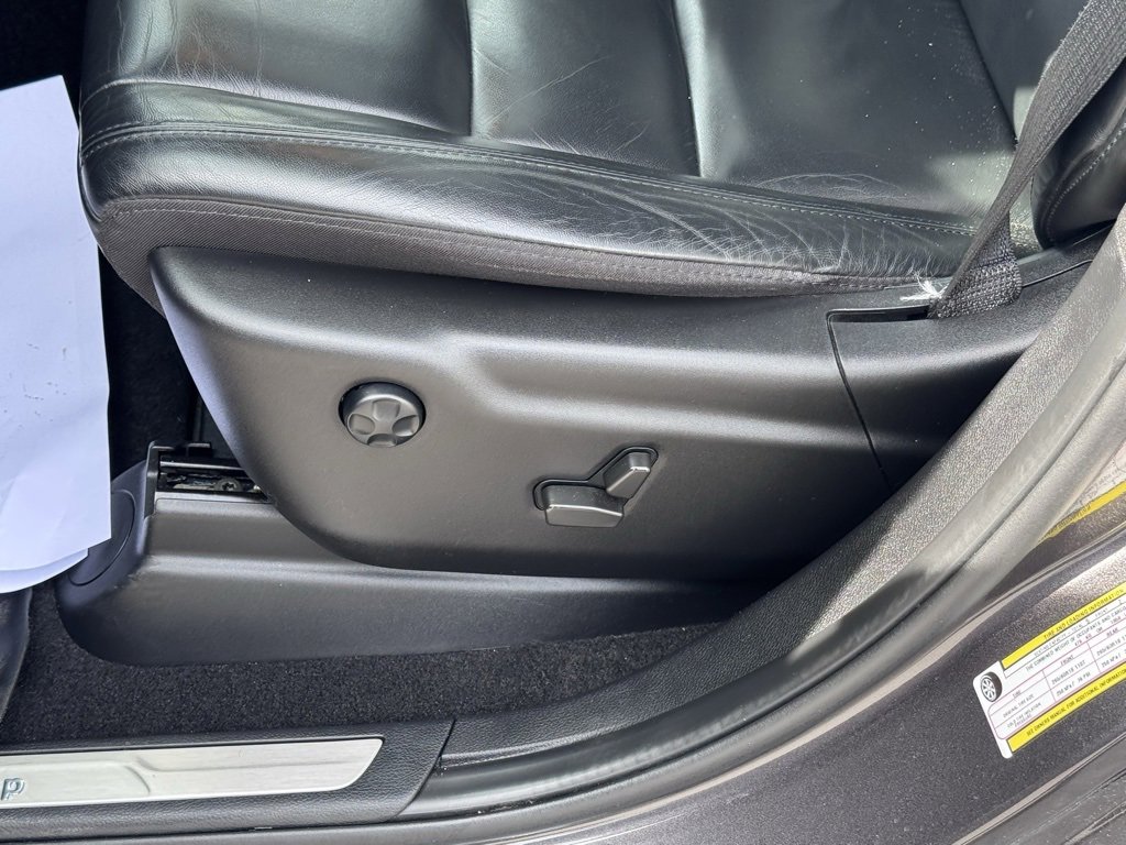 Used 2021 Jeep Grand Cherokee Limited image 17