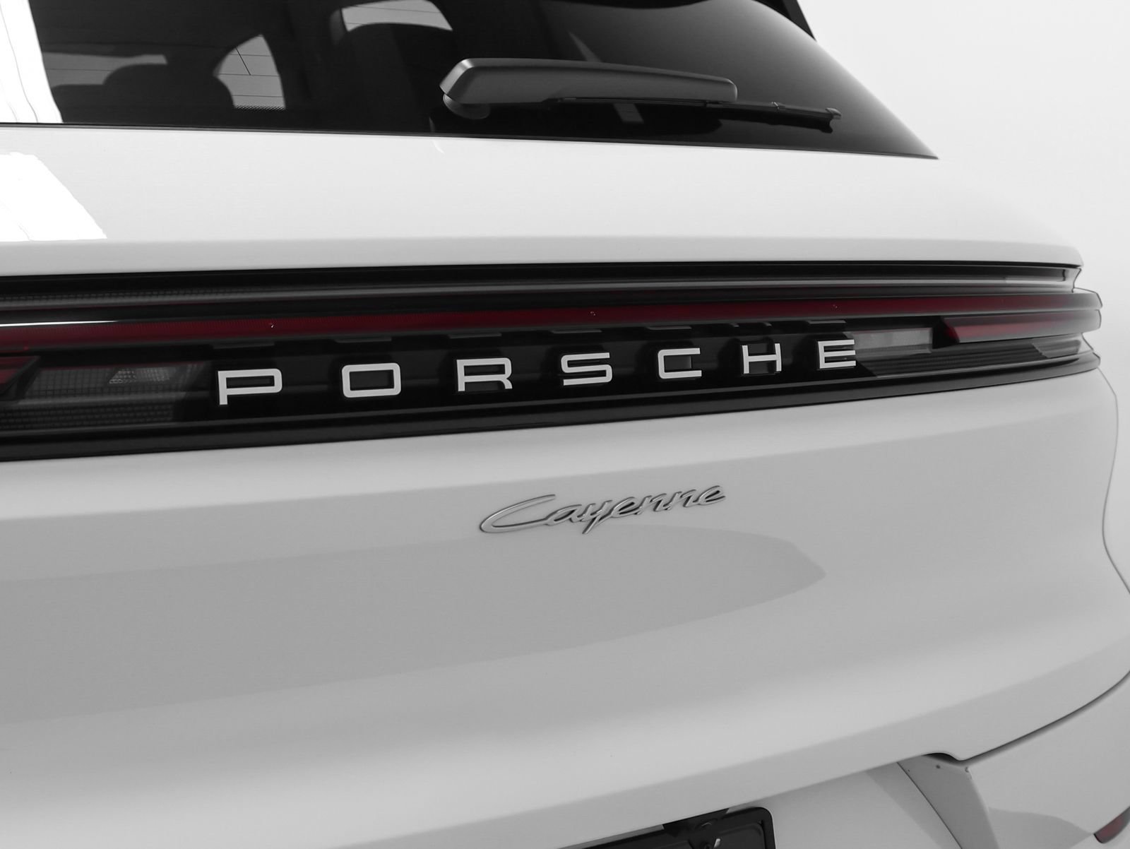 Certified 2026 Porsche Cayenne AWD/4WD image 19