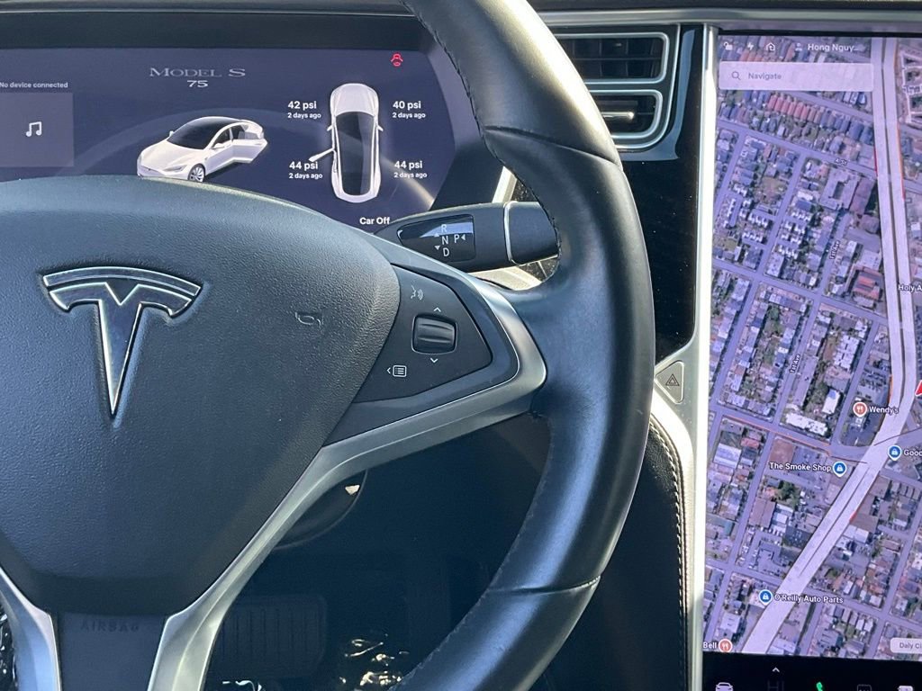Used 2017 Tesla Model S 75 RWD image 40