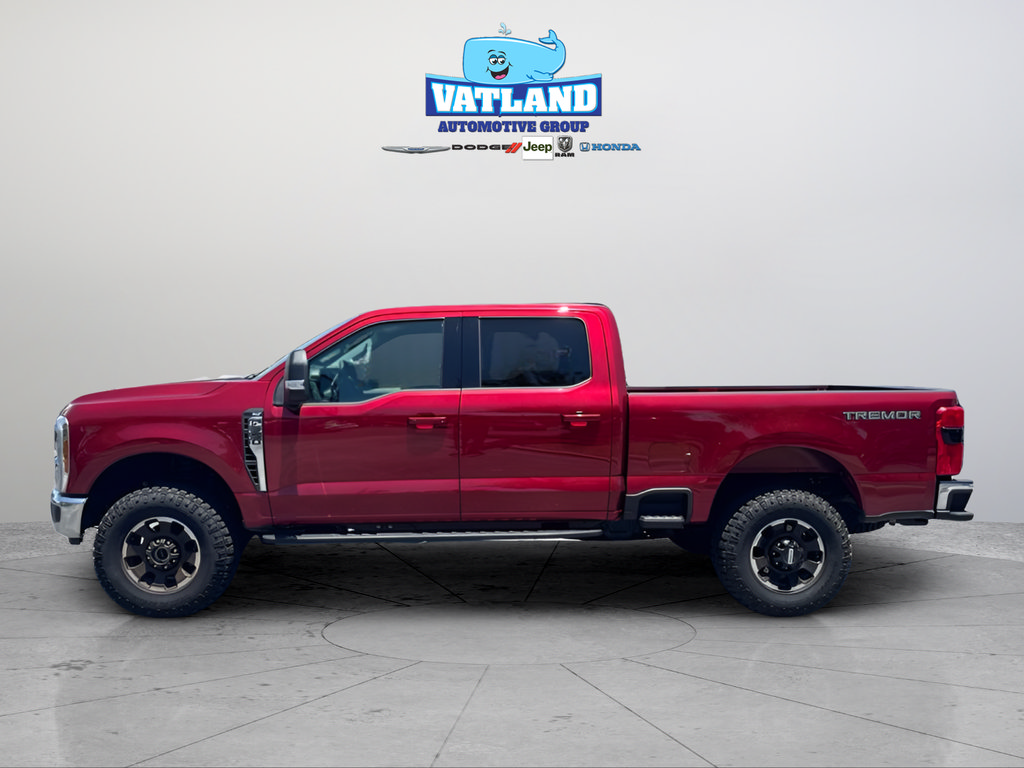Used 2026 Ford F350 XLT w/ XLT Premium Package AWD/4WD image 2