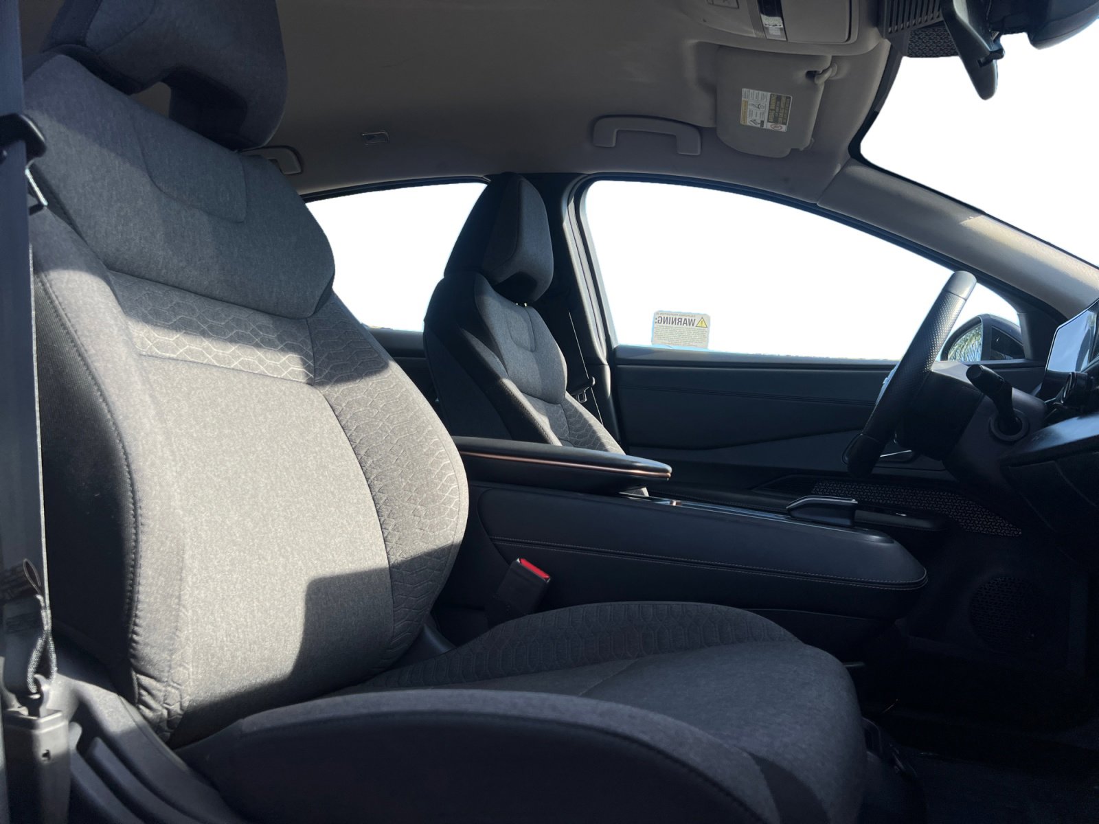 Used 2023 Nissan Ariya FWD image 14