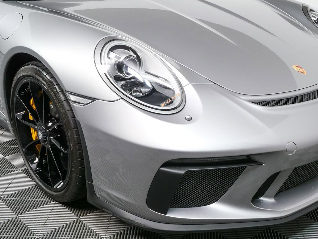 Certified 2019 Porsche 911 Speedster image 37
