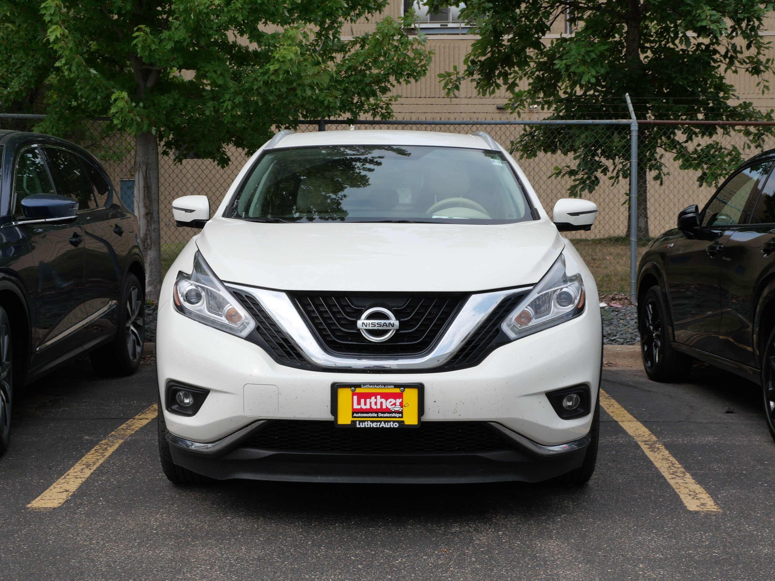 Used 2016 Nissan Murano Platinum AWD/4WD image 2