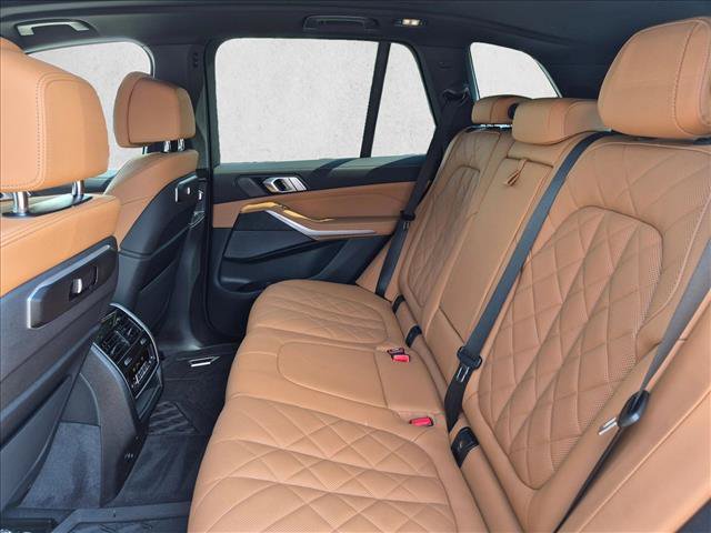 Certified 2025 BMW X5 sDrive40i w/ Climate Comfort Package RWD image 20