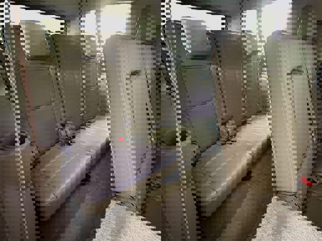 Used 2015 GMC Yukon XL SLT w/ Open Road Package image 23