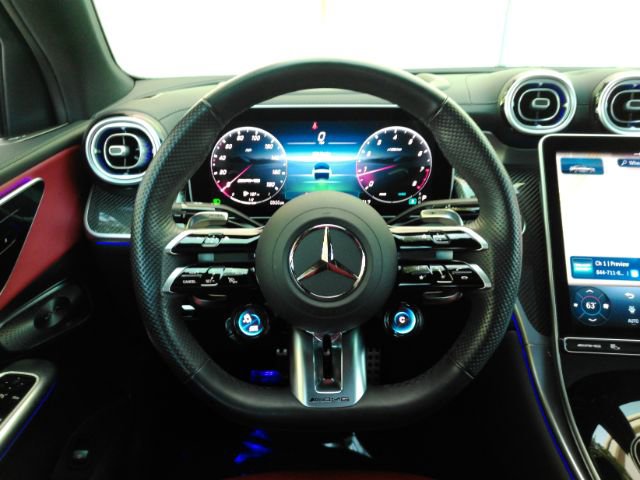 Used 2025 Mercedes-Benz GLC 43 AMG 4MATIC image 31