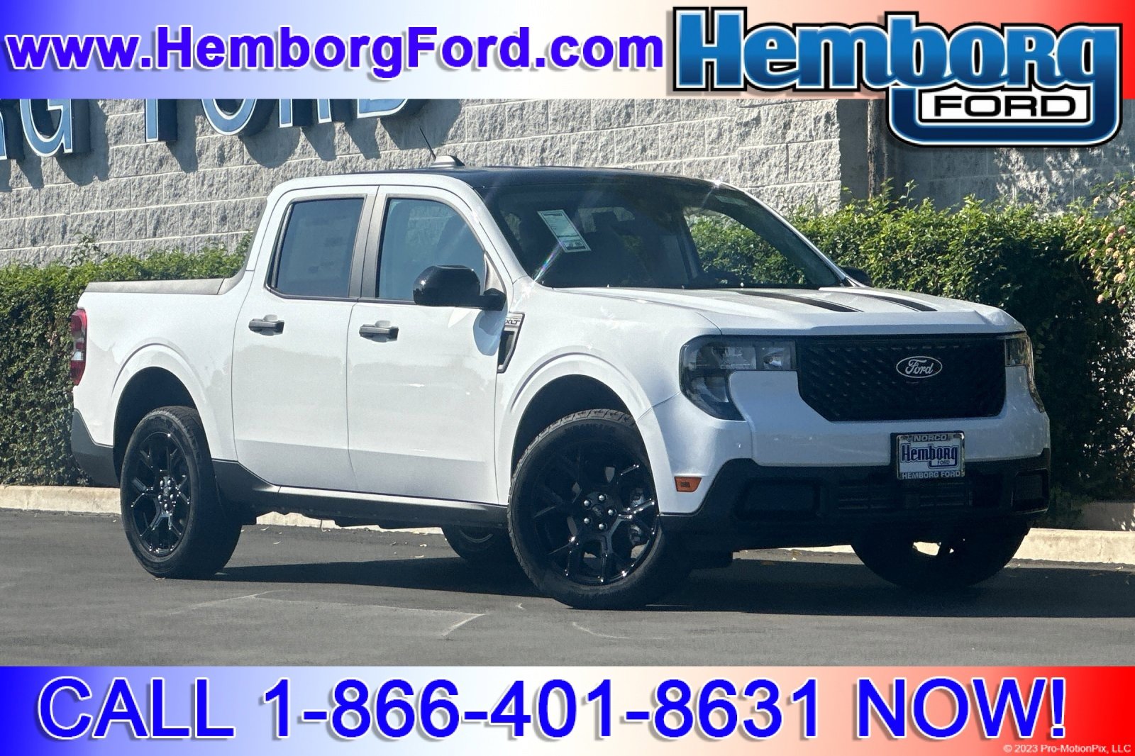 New 2025 Ford Maverick XLT w/ Black Appearance Package