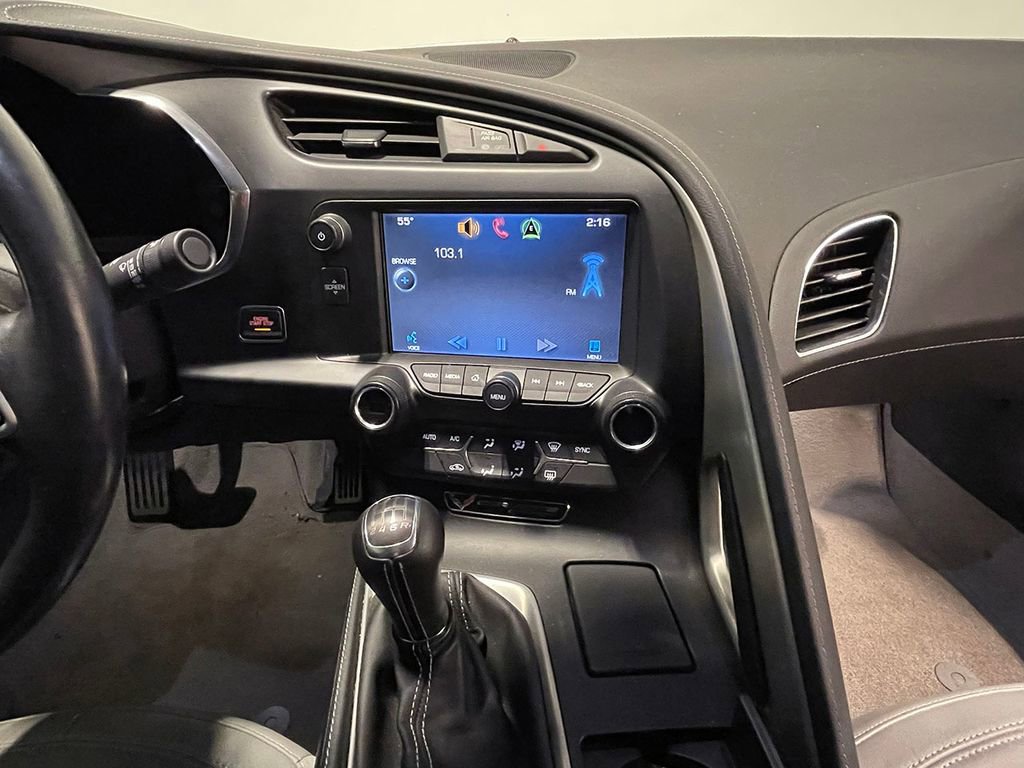 Used 2014 Chevrolet Corvette Stingray Coupe RWD image 49